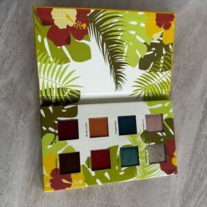 Alamar Cosmetics Reina Del Caribe Vol. 1 Eyeshadow Palette